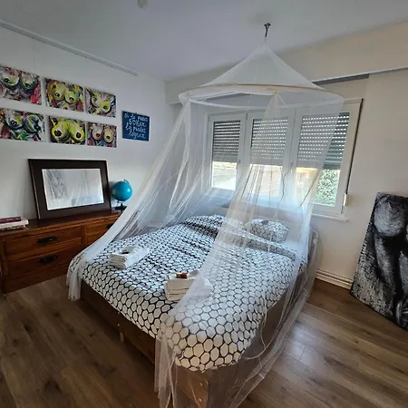 El - Cozy Bright Flat In The Corner Of Apartment
