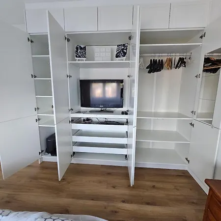 Apartment El - Cozy Bright Flat In The Corner Of *